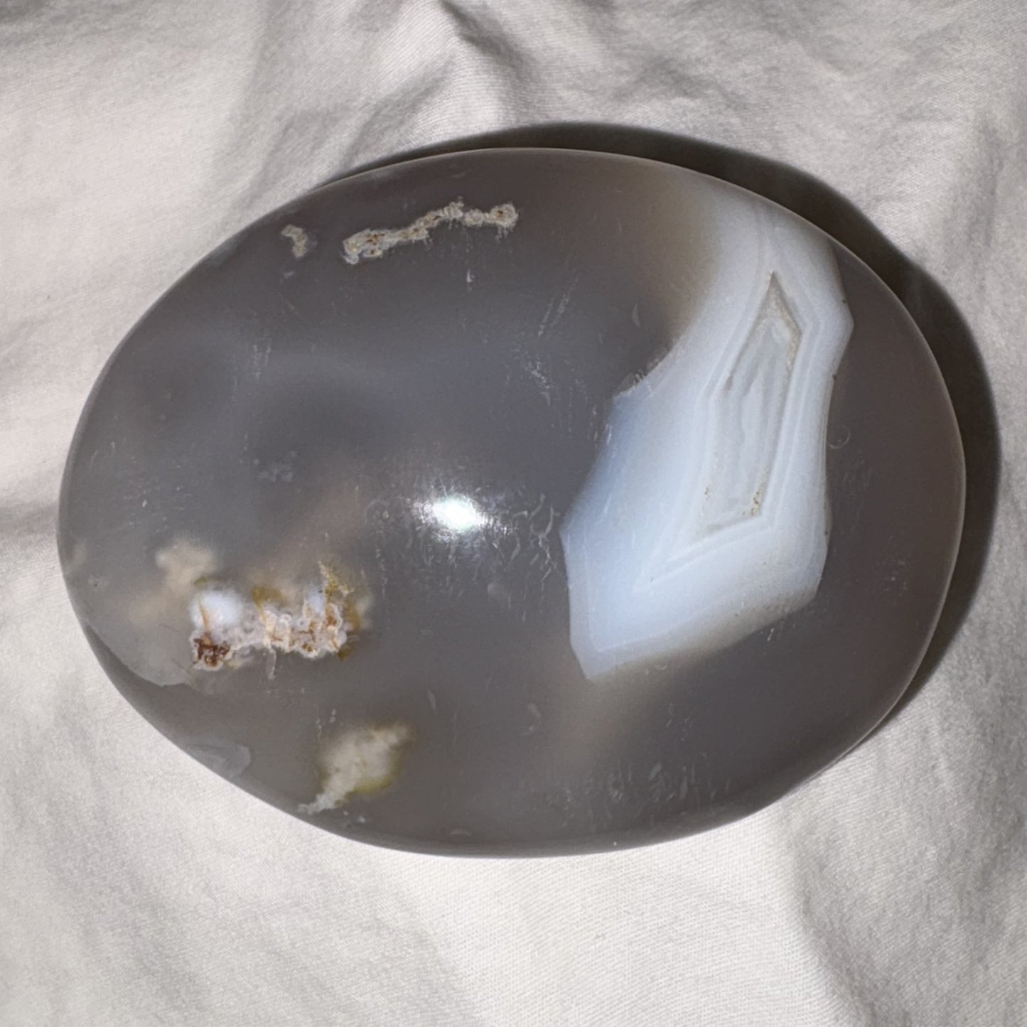 Orca Agate Palm Stones